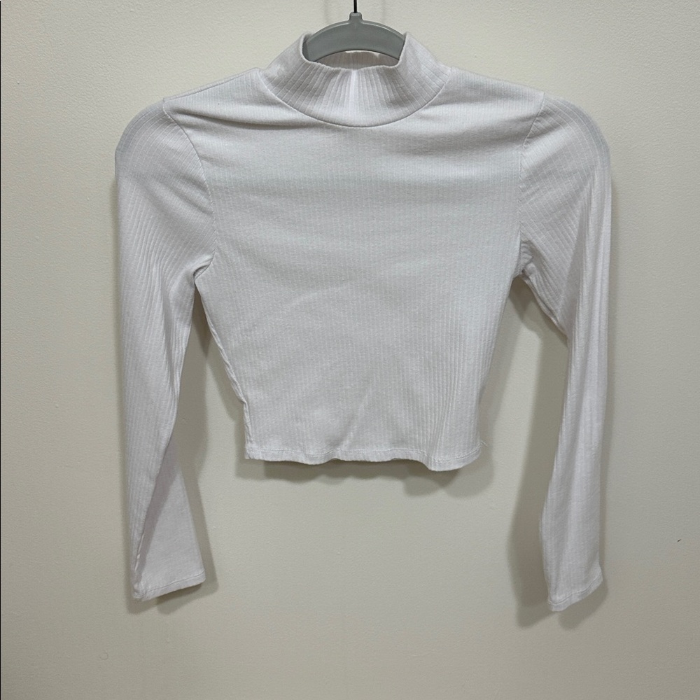 Bozzolo White Ribbed Crop Top